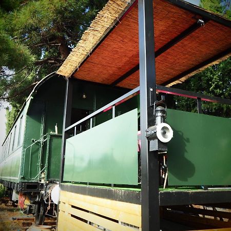 La Gare De Millas 외부 사진